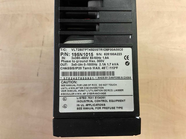 Danfoss vlt 2800 frequentieregelaar - afbeelding 2 van  2