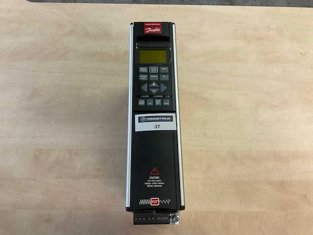 Danfoss vlt 5001 frequentieregelaar - afbeelding 1 van  3