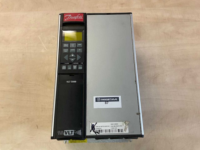 Danfoss vlt 5002p frequentieregelaar - afbeelding 1 van  3