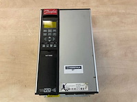 Danfoss vlt 5002p frequentieregelaar - afbeelding 1 van  3
