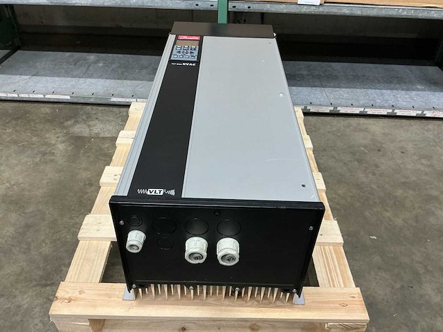 Danfoss vlt 6000 hvac 175z7055 23kva ip54 frequentieregelaar - afbeelding 2 van  5