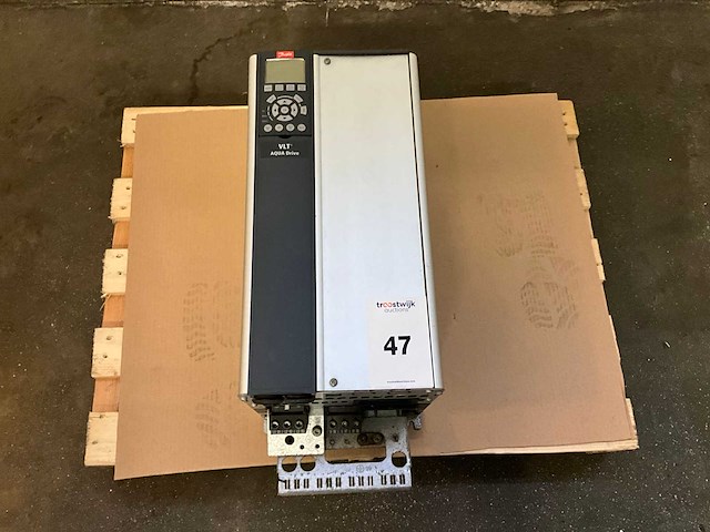 Danfoss vlt aqua drive 37 kw frequentieregelaar - afbeelding 2 van  5