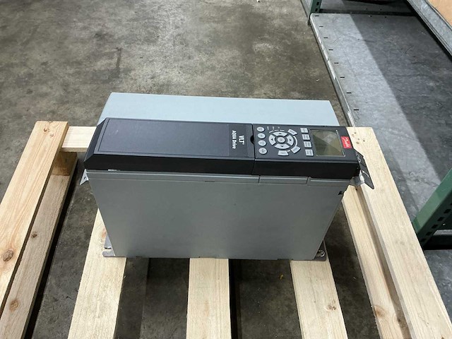 Danfoss vlt aqua drive fc202 15kw 131u0877 frequentieregelaar - afbeelding 3 van  6