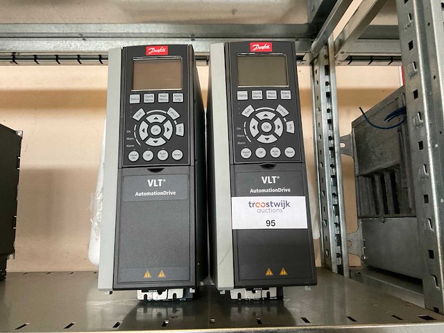 Danfoss vlt automation drive frequentieregelaar (2x) - afbeelding 1 van  3