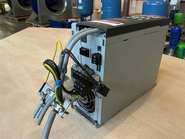 Danfoss vlt automationdrive frequentieregelaar - afbeelding 2 van  4