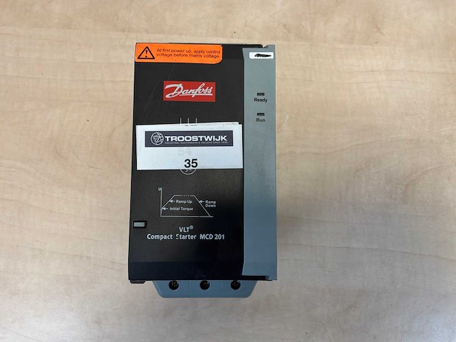 Danfoss vlt compact starter mcd 201 frequentieregelaar - afbeelding 1 van  2