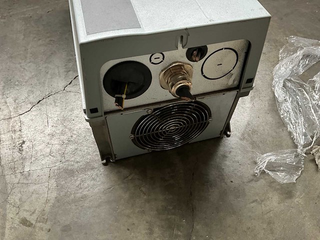 Danfoss vlt fc-103 frequentieregelaar - afbeelding 3 van  4