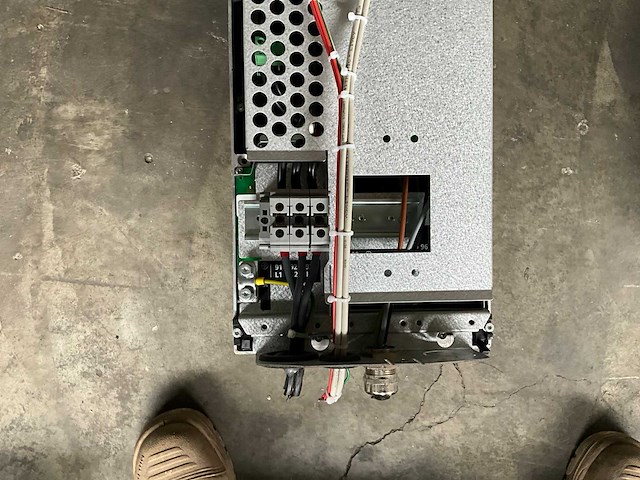 Danfoss vlt fc-103 frequentieregelaar - afbeelding 2 van  3