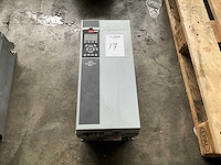 Danfoss vlt fc-103p11 frequentieregelaar - afbeelding 1 van  5
