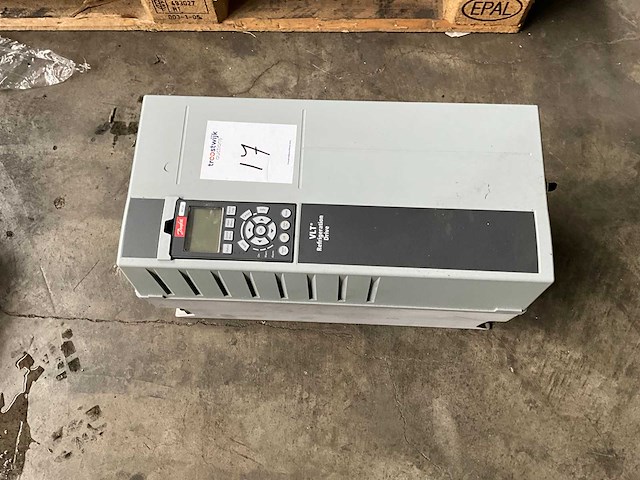 Danfoss vlt fc-103p11 frequentieregelaar - afbeelding 2 van  5