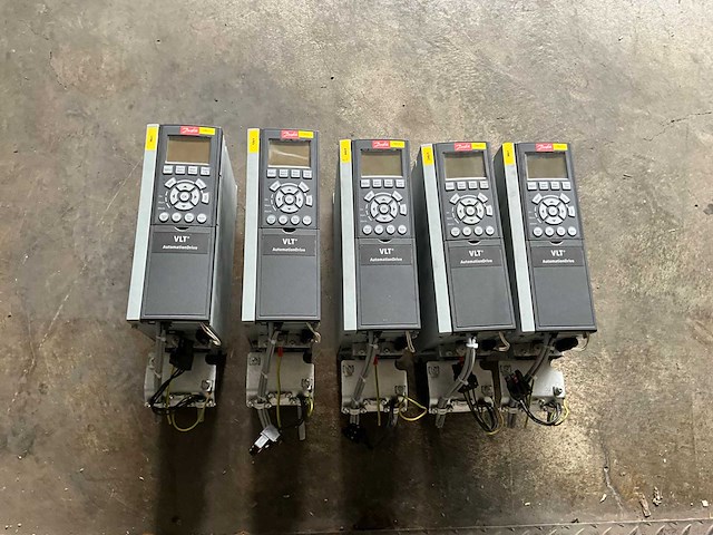 Danfoss vlt fc-302p3 frequentieregelaar (5x) - afbeelding 1 van  7