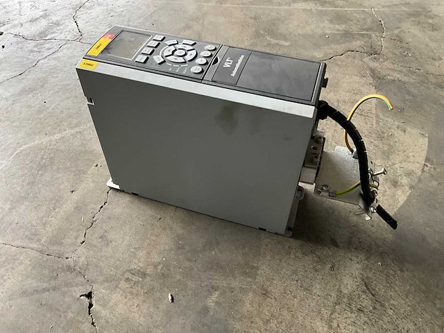 Danfoss vlt fc-302p3 frequentieregelaar - afbeelding 3 van  5