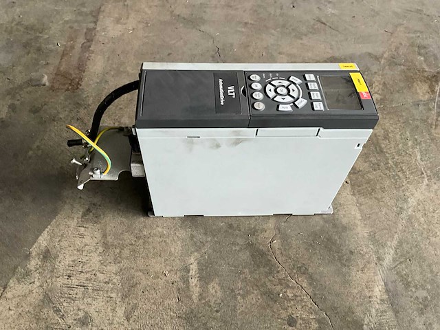 Danfoss vlt fc-302p3 frequentieregelaar - afbeelding 4 van  5