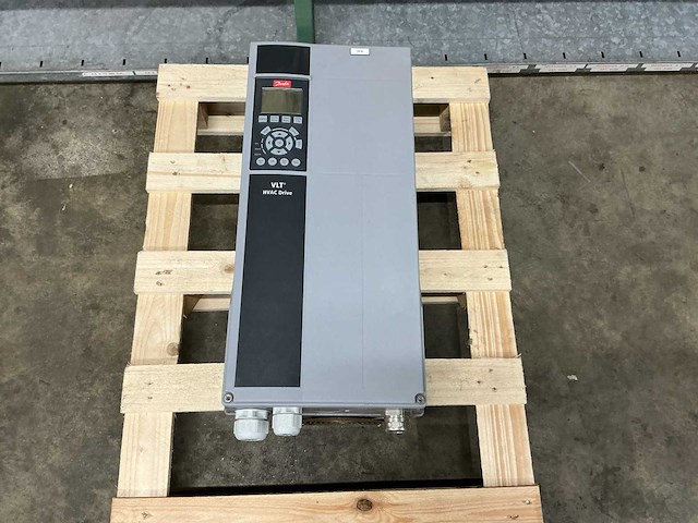 Danfoss vlt hvac drive 11kw 131b1277 frequentieregelaar - afbeelding 2 van  6