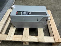 Danfoss vlt hvac drive 7.5kw fc102 131b7189 frequentieregelaar - afbeelding 4 van  6