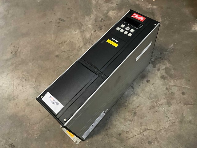 Danfoss vlt mcd3030 30 kw 400 v soft starter - afbeelding 1 van  4