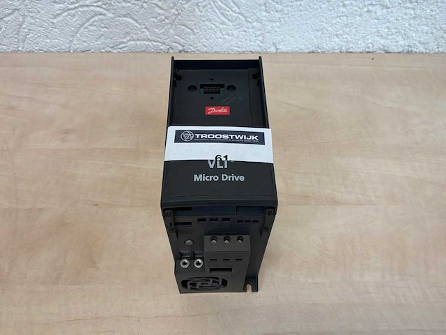 Danfoss vlt micro drive frequentieregelaar - afbeelding 1 van  2