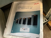 Danfoss vlt midi drive fc-280 2,2 kw frequentieregelaar - afbeelding 4 van  5