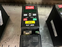 Danfoss vlt2805pt4b20str1dbf00a00c0 frequentieregelaar (2x) - afbeelding 3 van  4