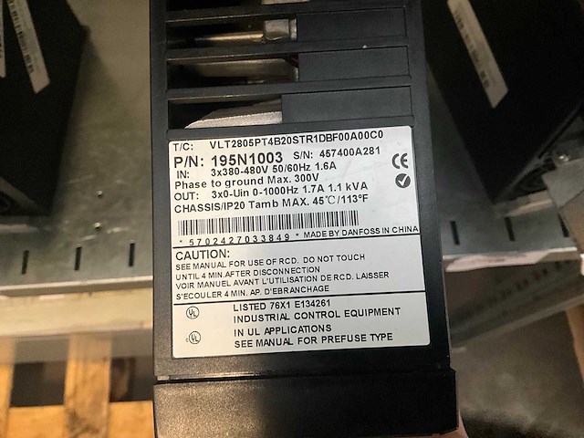 Danfoss vlt2805pt4b20str1dbf00a00c0 frequentieregelaar (2x) - afbeelding 4 van  4
