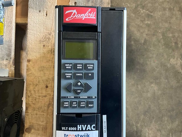 Danfoss vtl 6000hvac 11,5kva frequentieregelaar - afbeelding 4 van  5