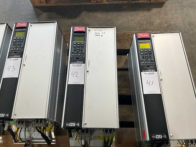 Danfoss vtl 6000hvac 23 kva frequentieregelaar - afbeelding 1 van  4