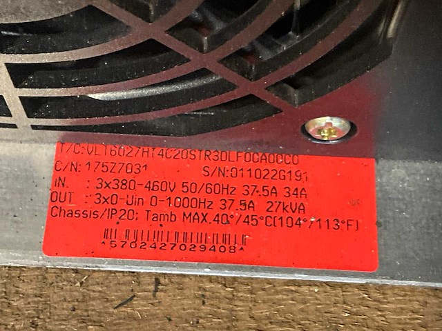 Danfoss vtl 6000hvac 27kva frequentieregelaar - afbeelding 2 van  2