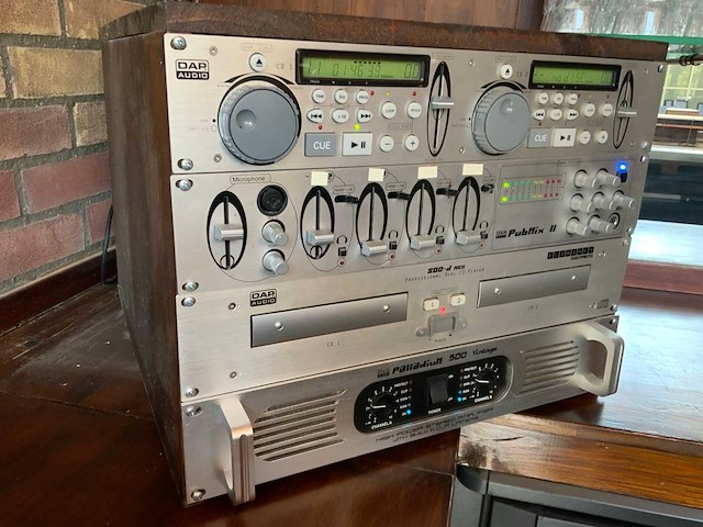 Dap audio pubmix 2 muziekcomputer met mix apparatuur, palladium 500 vintage versterker - afbeelding 8 van  12