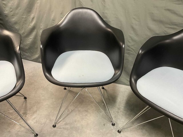 Dar vitra stoel (4x) - afbeelding 9 van  12