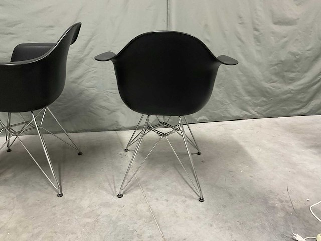 Dar vitra stoel (4x) - afbeelding 12 van  12