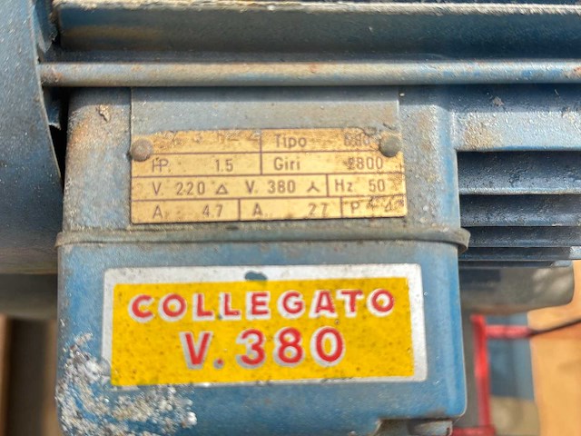 Dari - 680 - luchtcompressor - afbeelding 3 van  4