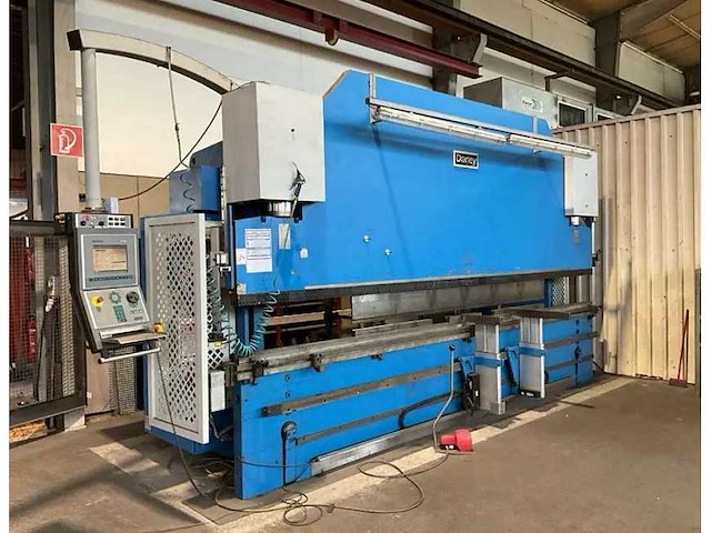 Darley - 1989 - ehp 200 52 43 - cnc-kantbank - afbeelding 1 van  15