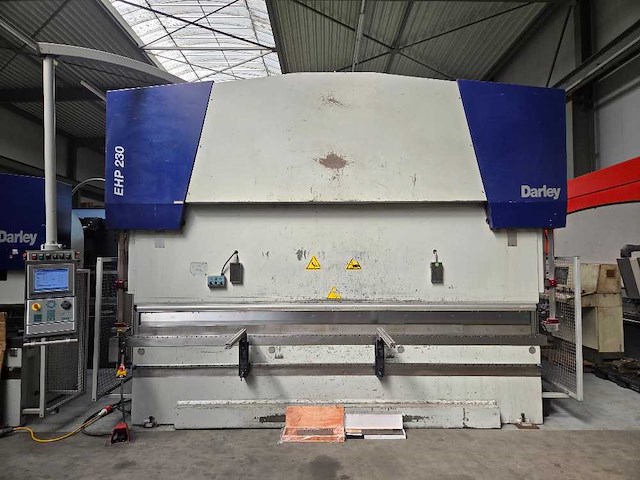 Darley - 2002 - ehp ls 230 43 37 - cnc-kantbank - afbeelding 1 van  12