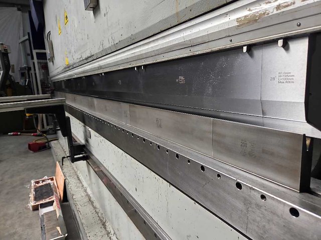 Darley - 2002 - ehp ls 230 43 37 - cnc-kantbank - afbeelding 4 van  12