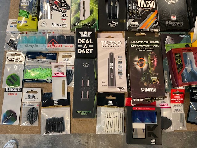 Dartpijlen en accessoires (45x) - afbeelding 3 van  5