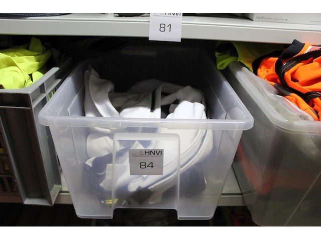 Dassy blouse maat 2xl en vest xl - afbeelding 1 van  3