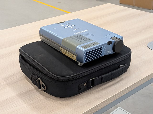 Data projector mitsubishi, xd50u - afbeelding 1 van  15