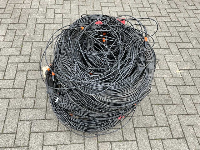 Datakabel - afbeelding 1 van  7