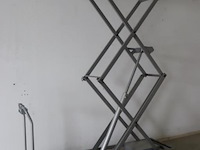 Datema elektrisch-hydraulisch aangedreven dubbel schaarheftafel - afbeelding 9 van  13