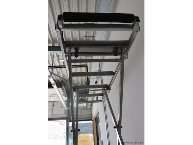 Datema elektrisch-hydraulisch aangedreven dubbel schaarheftafel - afbeelding 12 van  13