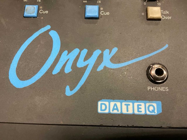 Dateq onyx 6-kanaals mixer - afbeelding 4 van  5