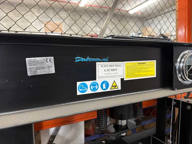 Datona dt-56210 hydraulische werkplaatspers 45 ton – bouwjaar 2020 - afbeelding 3 van  6
