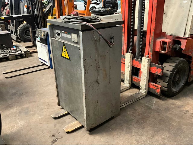 Datsun cyb02l-25u vorkheftruck - afbeelding 2 van  17