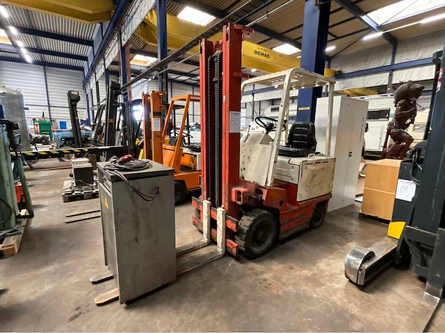 Datsun cyb02l-25u vorkheftruck - afbeelding 1 van  17