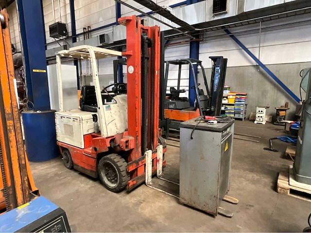 Datsun cyb02l-25u vorkheftruck - afbeelding 11 van  17