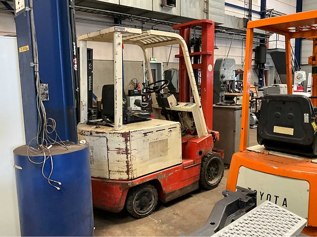 Datsun cyb02l-25u vorkheftruck - afbeelding 12 van  17