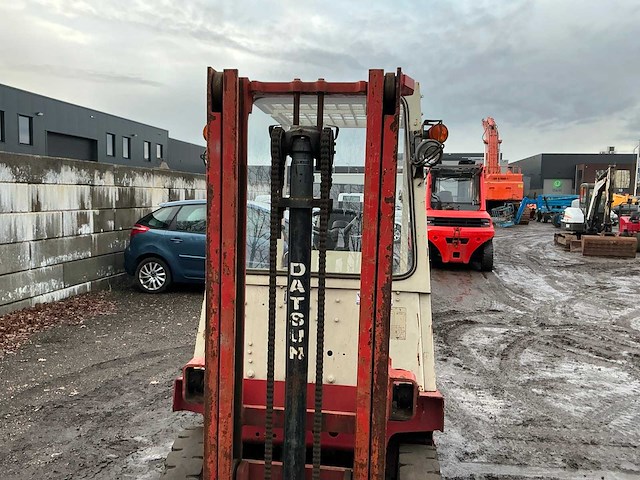 Datsun ub02 vorkheftruck - afbeelding 10 van  34