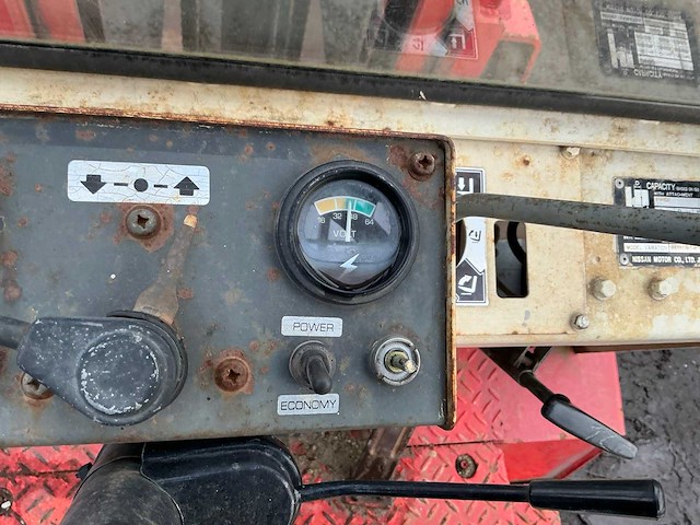 Datsun ub02 vorkheftruck - afbeelding 17 van  34