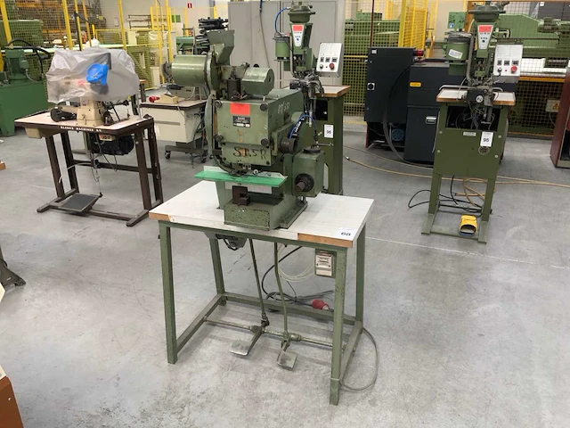 Daude erds 1 netstelmachine - afbeelding 1 van  7