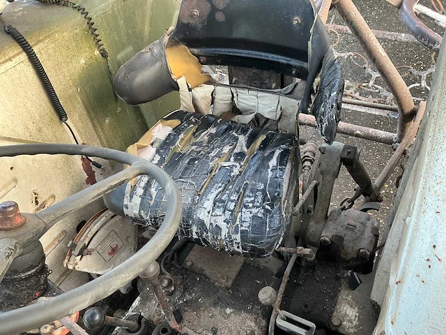 David brown 996 oldtimer tractor - afbeelding 16 van  22